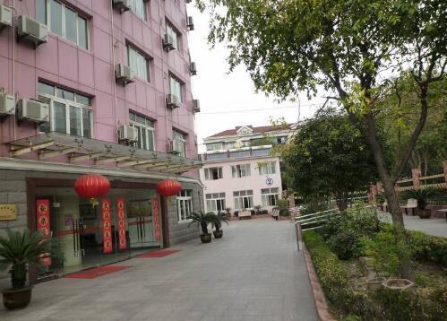 分享上海哪家护理养老院比较好