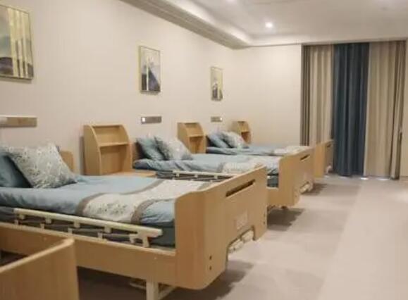 分享上海金杨新村街道养老院电话 做到用心服务