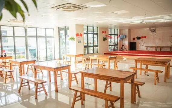 分享上海医养结合养老院收费 注重房间舒适度和智能化设计